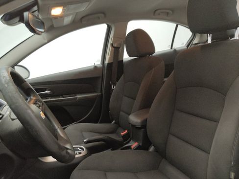 Used 2016 Chevrolet Cruze LT FWD image 17