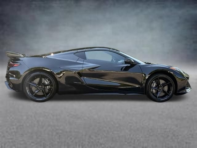 New 2026 Chevrolet Corvette E-Ray AWD/4WD image 4