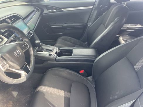 Used 2020 Honda Civic Sport image 4