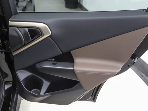 Used 2025 BMW X3 xDrive30i w/ Premium Package image 24