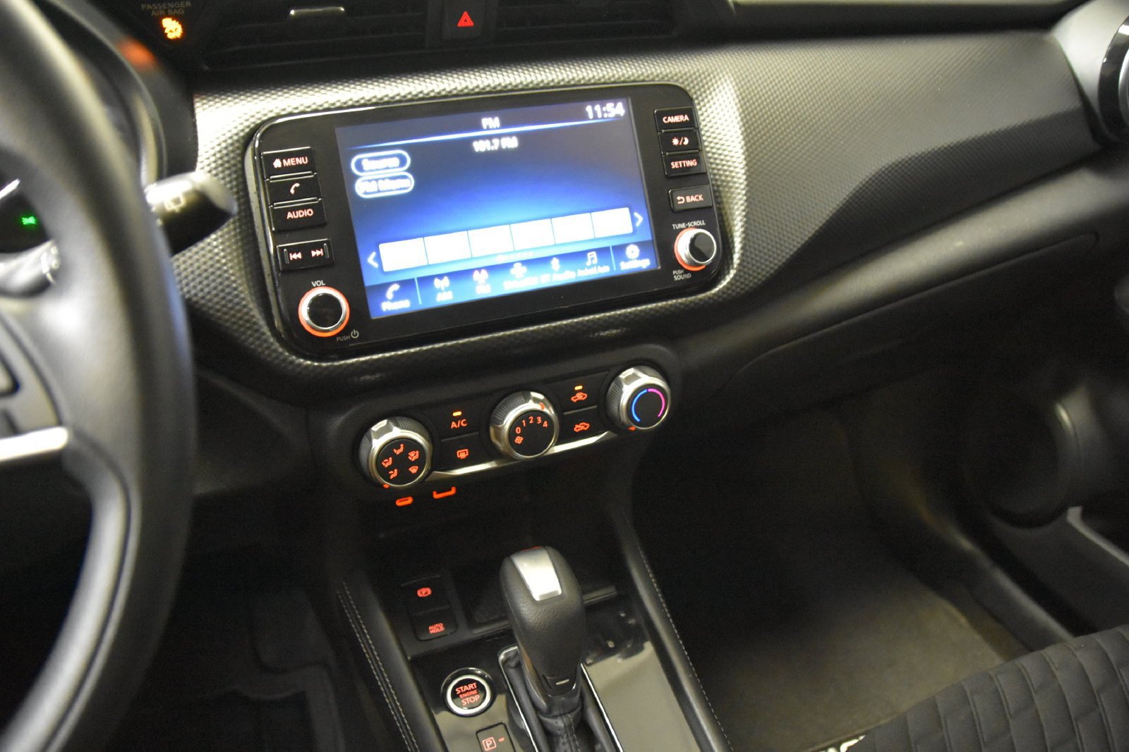 Used 2023 Nissan Kicks SV FWD image 18