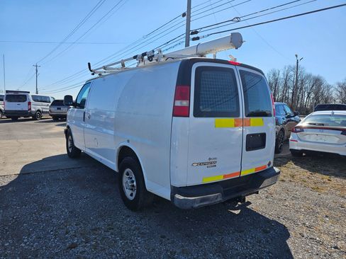 Used 2014 Chevrolet Express 2500 w/ Cold Climate Package image 5