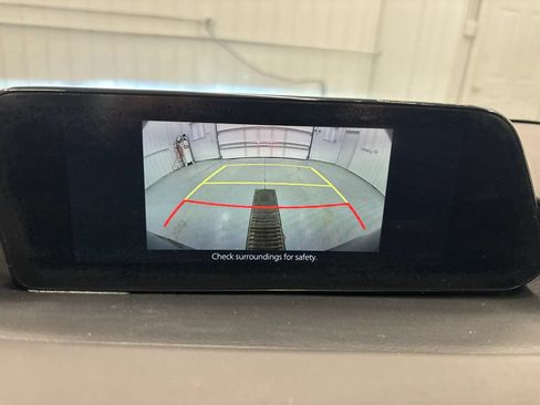 Used 2019 MAZDA MAZDA3 Hatchback w/ Preferred Package FWD image 50