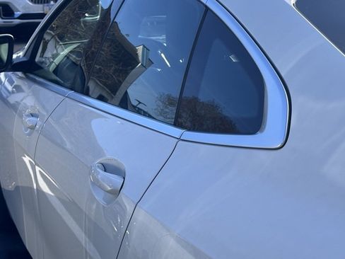 Used 2025 BMW X3 xDrive30i w/ Premium Package image 5