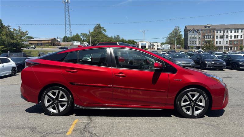 Used 2017 Toyota Prius Three Touring w/ Protection Package FWD image 12