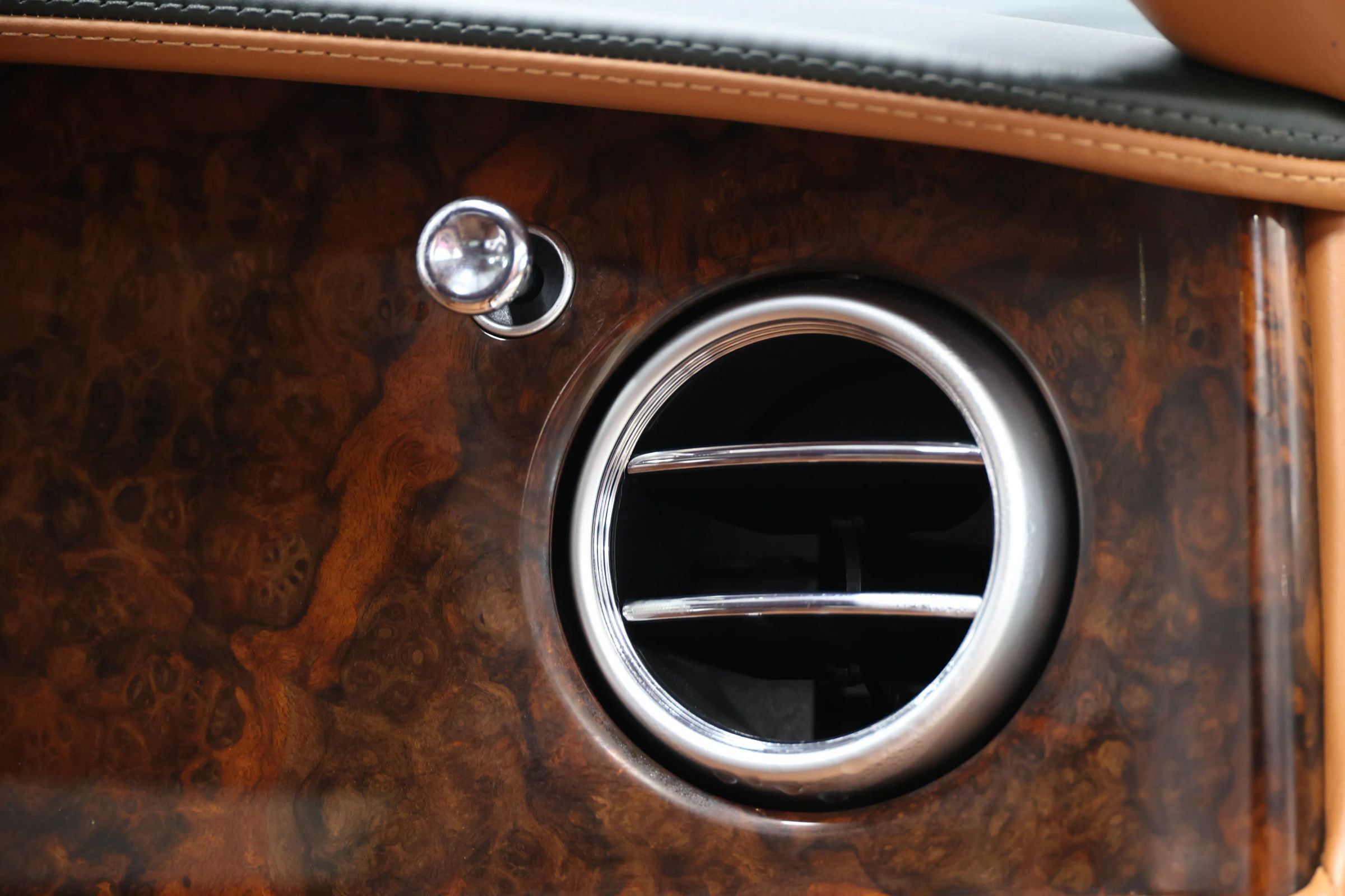 Used 2016 Bentley Flying Spur W12 AWD/4WD image 93
