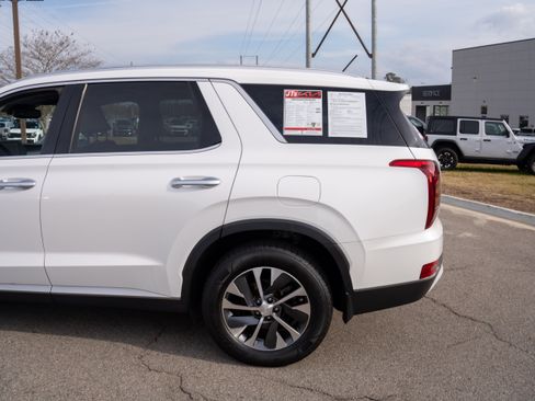 Used 2020 Hyundai Palisade SEL image 12