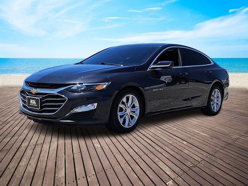 Used 2022 Chevrolet Malibu LT FWD image 3
