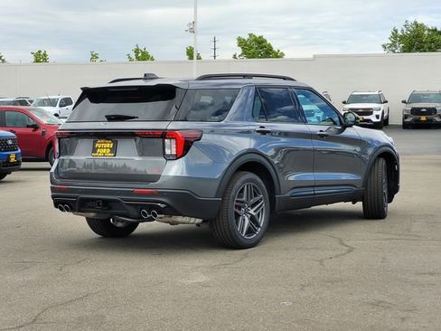 New 2026 Ford Explorer ST AWD/4WD image 4