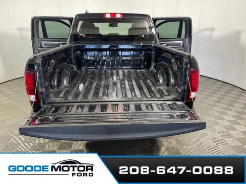 Used 2022 RAM 1500 Classic Warlock w/ Electronics Group AWD/4WD image 22