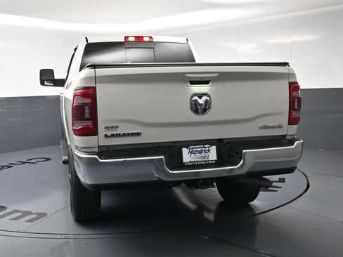 Used 2024 RAM 2500 Laramie AWD/4WD image 8