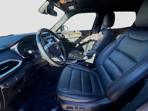 Used 2023 Chevrolet TrailBlazer ACTIV image 18