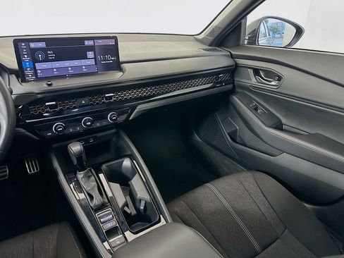 Used 2023 Honda Accord Sport image 23