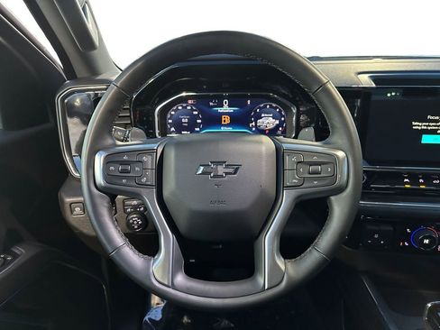 Used 2025 Chevrolet Silverado 1500 RST AWD/4WD image 12