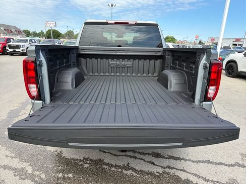 New 2026 GMC Sierra 1500 Elevation w/ X31 Off-Road Package AWD/4WD image 23