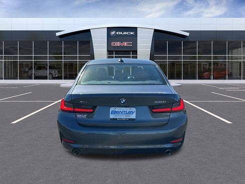 Used 2021 BMW 330i xDrive Sedan image 4