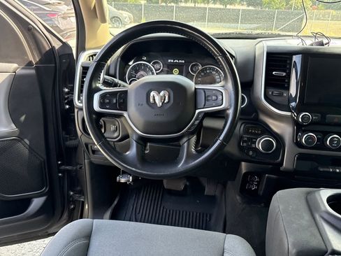 Used 2020 RAM 1500 Big Horn AWD/4WD image 16