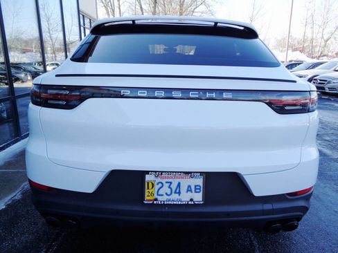 Used 2020 Porsche Cayenne image 6