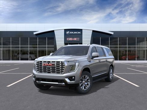 New 2026 GMC Yukon XL Denali w/ Advanced Technology Package RWD image 8