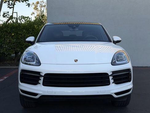 Used 2020 Porsche Cayenne S image 11