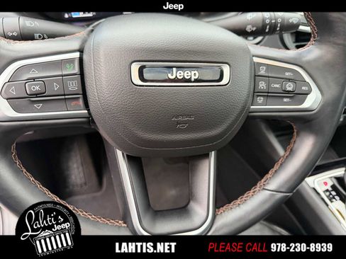 Certified 2022 Jeep Compass Limited w/ (RED) Package image 34