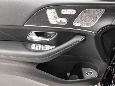 Certified 2023 Mercedes-Benz GLS 450 4MATIC image 13