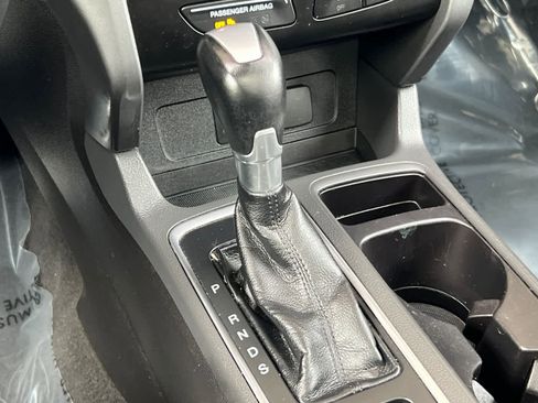 Used 2017 Ford Escape SE w/ SE Leather Comfort Package image 23