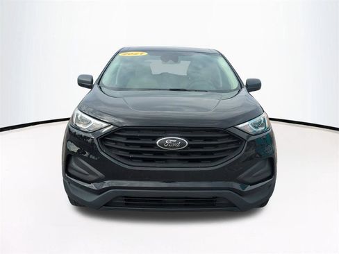 Used 2021 Ford Edge SE FWD image 3