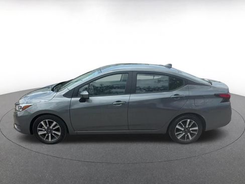 Used 2025 Nissan Versa SV FWD image 9