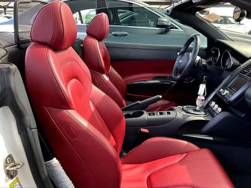 Used 2012 Audi R8 V10 image 9