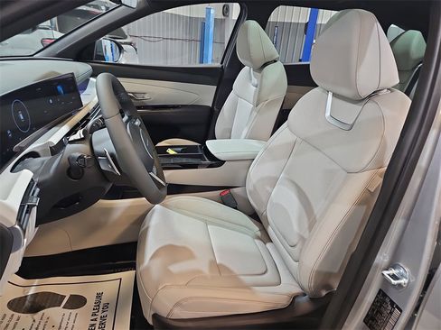 New 2026 Hyundai Tucson Limited image 15