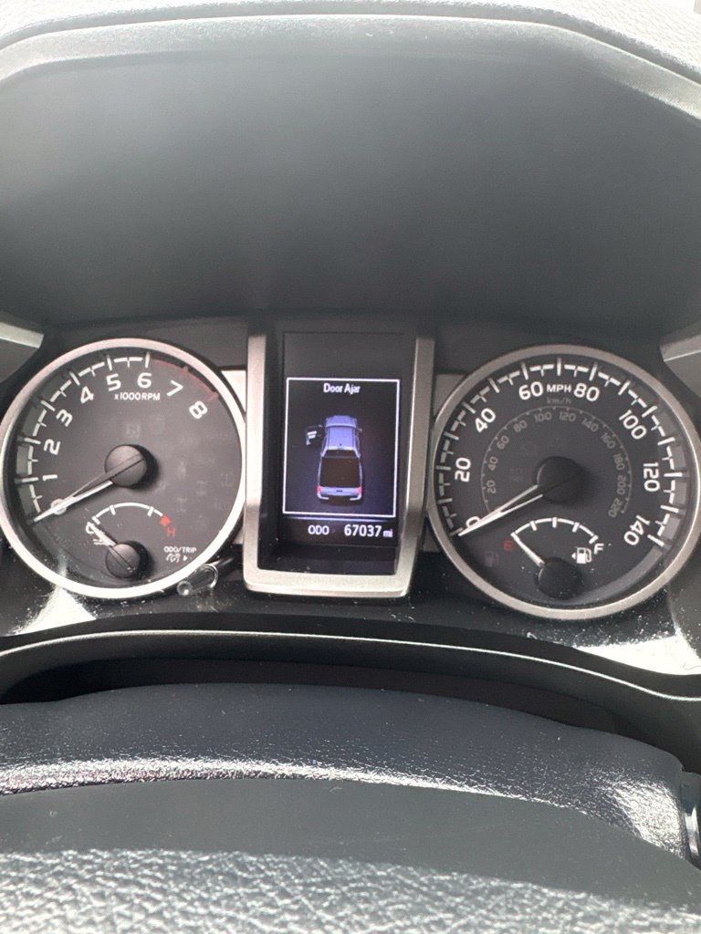 Used 2019 Toyota Tacoma SR5 RWD image 7