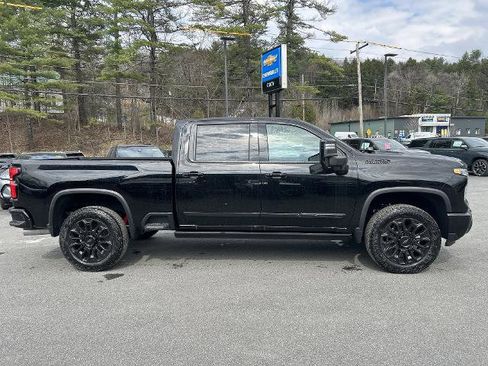 New 2026 Chevrolet Silverado 2500 High Country w/ High Country Premium Package AWD/4WD image 4
