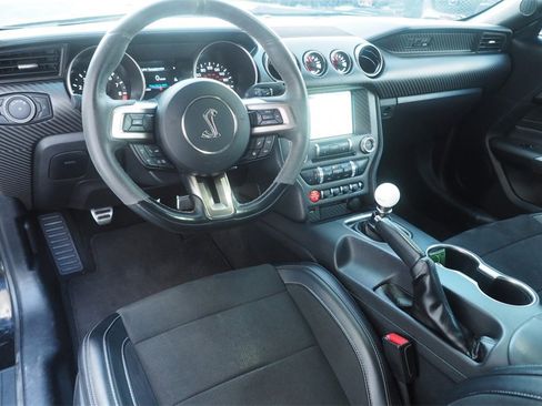 Used 2016 Ford Mustang Shelby GT350 w/ Technology Package image 10