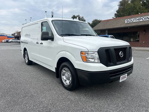 Used 2020 Nissan NV 2500 SV w/ Navigation Package image 9