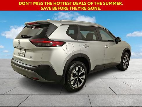 Used 2023 Nissan Rogue SV w/ SV Premium Package FWD image 8