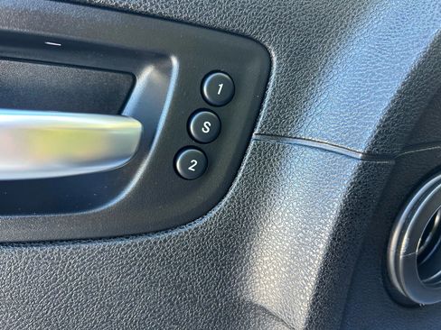 Used 2015 Chrysler 300 C image 13