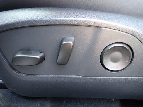 Used 2024 GMC Acadia Elevation image 21