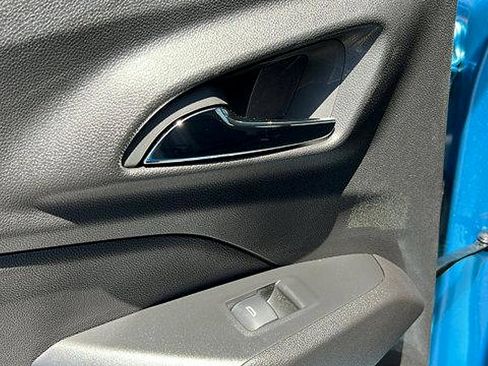 New 2025 Chevrolet Trax ACTIV w/ Driver Confidence Package image 12