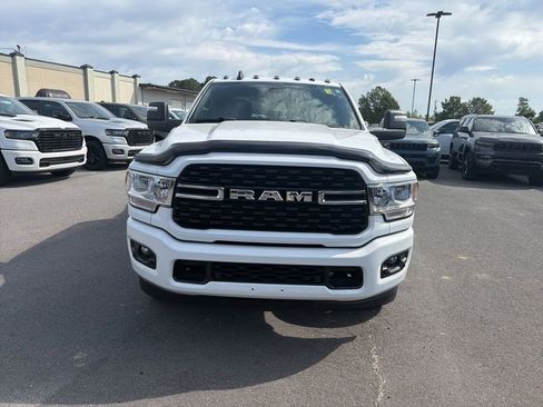 Used 2023 RAM 3500 Big Horn w/ Level 1 Equipment Group AWD/4WD image 7