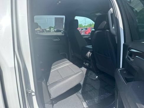 Used 2026 Chevrolet Silverado 1500 RST AWD/4WD image 10