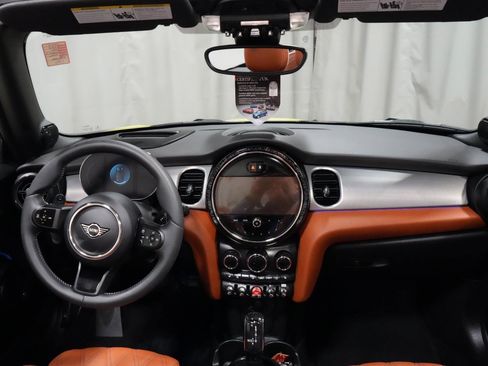 Certified 2023 MINI Cooper S FWD image 8