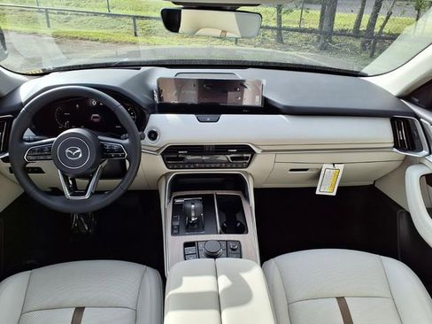 New 2026 MAZDA CX-90 3.3 Turbo w/ Premium Plus Pkg image 9