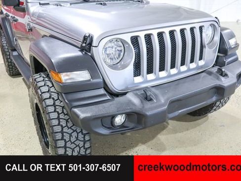 Used 2018 Jeep Wrangler Unlimited Sport S AWD/4WD image 27