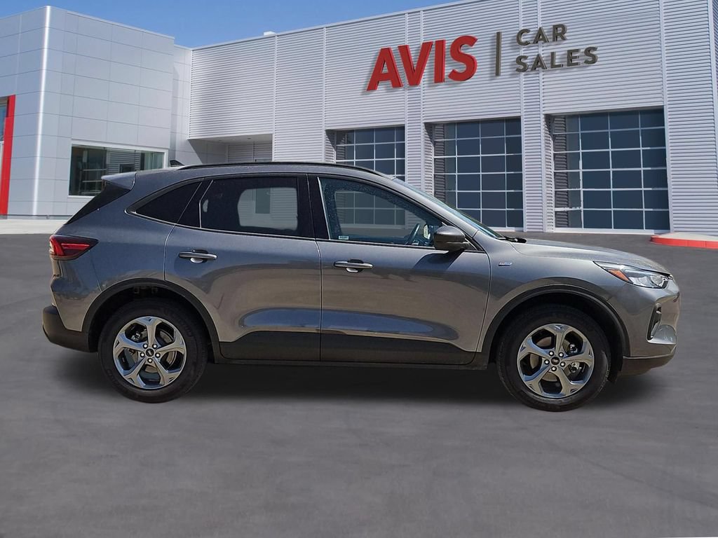 Used 2025 Ford Escape ST-Line AWD/4WD image 5