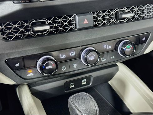 Certified 2023 Honda Accord EX image 15