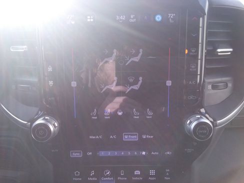 New 2026 RAM 3500 Laramie w/ Towing Technology Group image 22