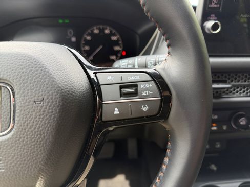 Certified 2026 Honda HR-V Sport image 19
