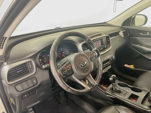 Used 2016 Kia Sorento EX FWD image 6