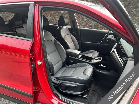 Used 2022 Kia Niro EX w/ Cold Weather Package FWD image 7